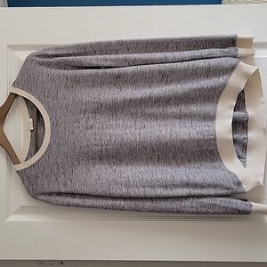 Aritzia Wilfred Heather Gray Crew Neck Sweater w Cream Ribbed Cuffs